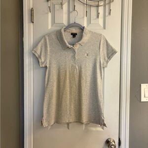 Vintage Women’s U.S. Polo Assn Gray Polo Shirt Size Large.